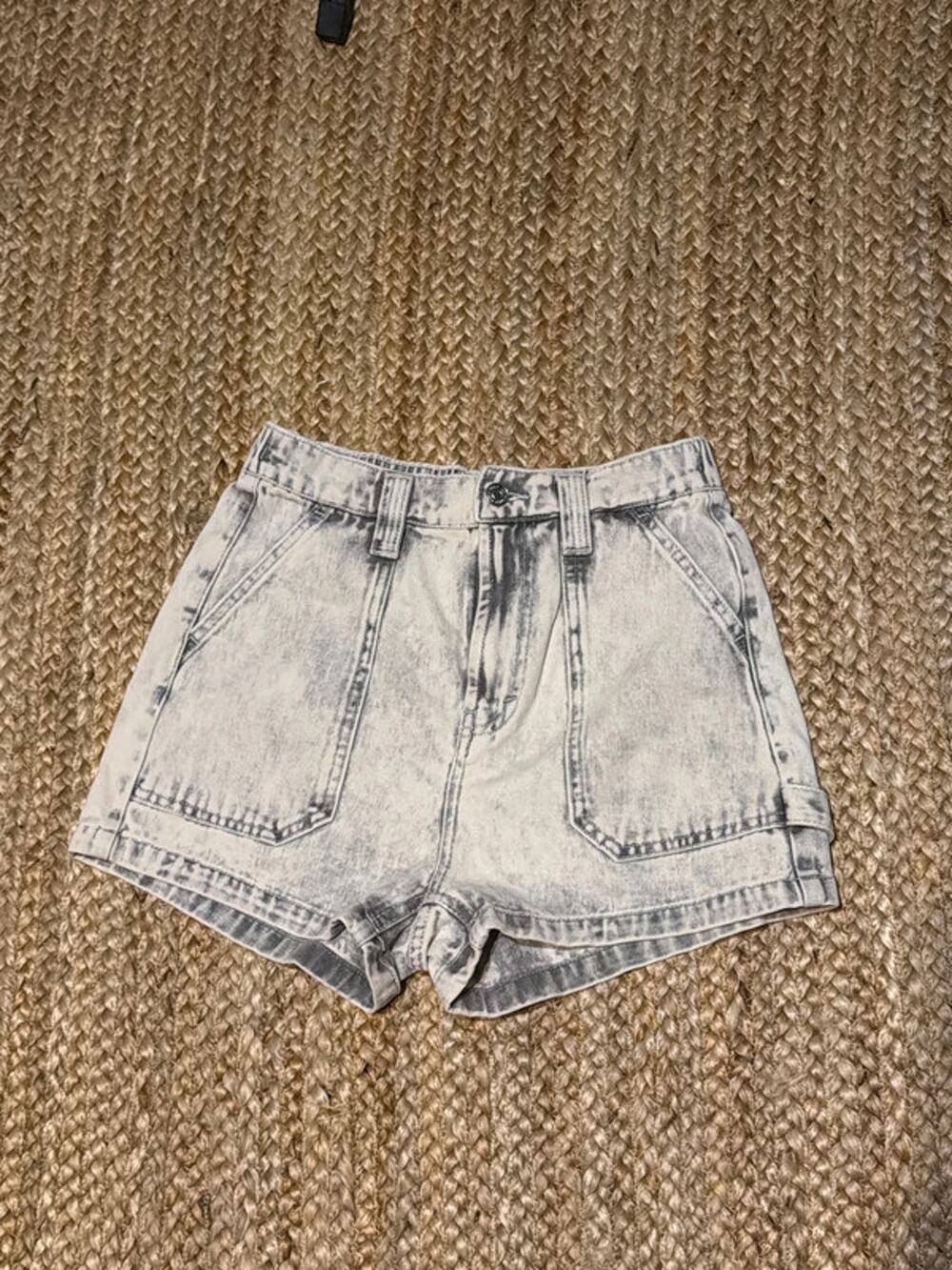 3 for $9 Wild fable, super high-rise, utility gene shorts 0 EUC